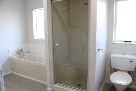 Photo of property in 1 Daria Place, Northpark, Auckland, 2013