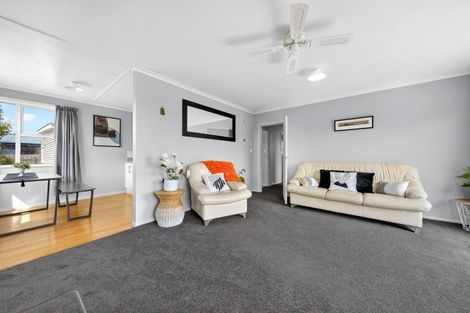 Photo of property in 26 Wavell Crescent, Lansdowne, Masterton, 5810