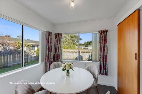 Photo of property in 62b Te Rauparaha Street, Otaki, 5512