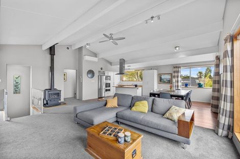 Photo of property in 28 Yellowstone Crescent, Burwood, Christchurch, 8083