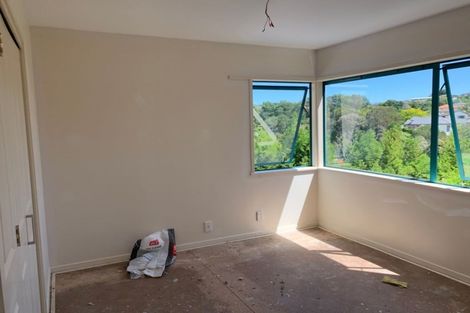 Photo of property in 2/23 Barker Rise, Northcross, Auckland, 0632