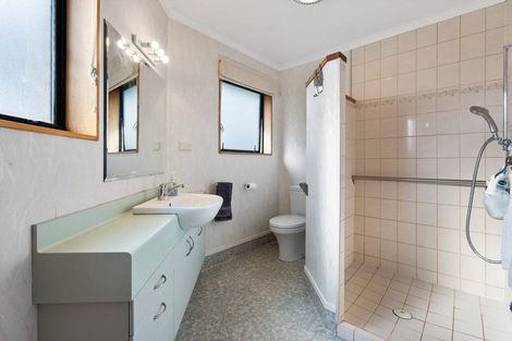 Photo of property in 18c Ashmore Drive, Frankleigh Park, New Plymouth, 4310