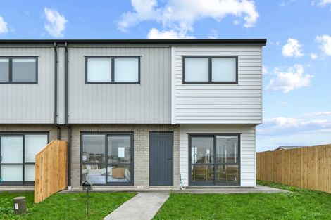 Photo of property in 4 Kaitiaki Drive, Clarks Beach, 2122