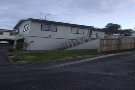 Photo of property in 1/7 Romulus Place, Totara Vale, Auckland, 0629