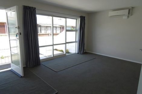 Photo of property in 4/28 Aikmans Road, Merivale, Christchurch, 8014