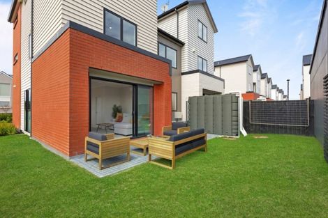 Photo of property in 22 Peihana Road, Hobsonville, Auckland, 0616