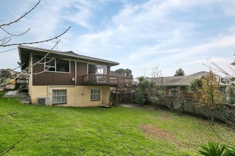 Photo of property in 2/21a Ludlow Terrace, Totara Vale, Auckland, 0627