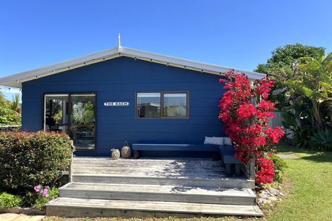 Photo of property in 43 Bluff Road, Kuaotunu West, Whitianga, 3592