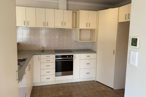 Photo of property in 33 Blue Heron Rise, Stanmore Bay, Whangaparaoa, 0932