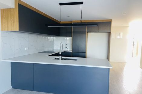 Photo of property in 16 Mene Way, Karaka, 2113