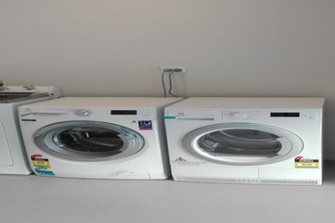 Photo of property in 25 Grumman Lane, Newlands, Wellington, 6037