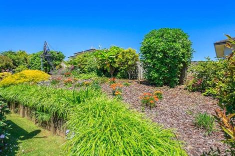 Photo of property in 79 Fernhill Way, Oteha, Auckland, 0632