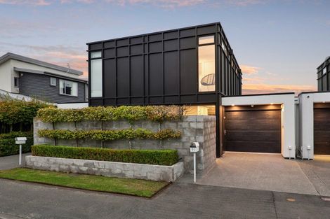 Photo of property in 91 Canon Street, St Albans, Christchurch, 8014