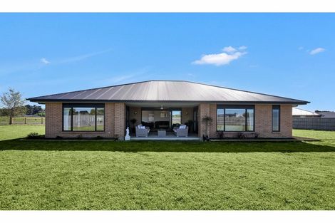 Photo of property in 9 Fantail Avenue, Amberley, 7410