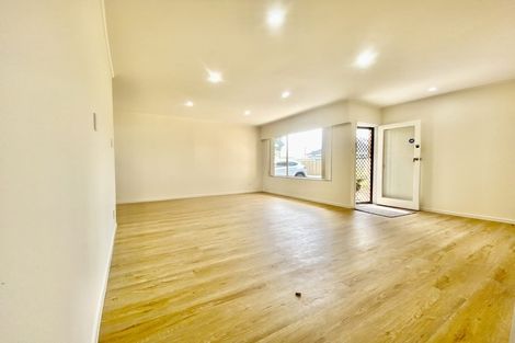 Photo of property in 2/16 Rose Road, Papatoetoe, Auckland, 2025