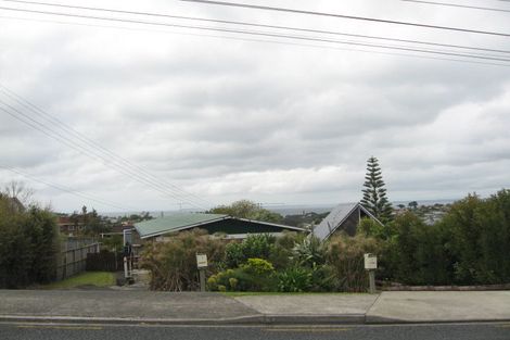 Photo of property in 2/35 Stanmore Bay Road, Stanmore Bay, Whangaparaoa, 0932