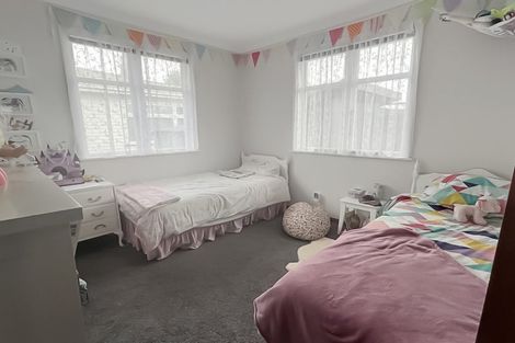 Photo of property in 27 Knowles Street, Terrace End, Palmerston North, 4410