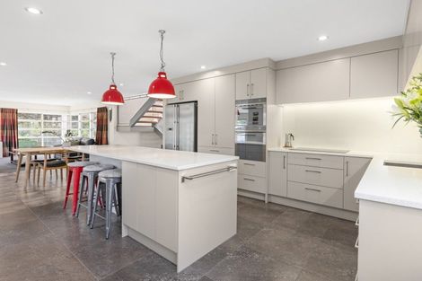 Photo of property in 52 Rochfort Road, Havelock North, 4130