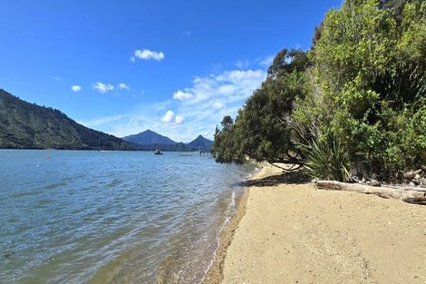 Photo of property in 460 Moetapu Bay Road, Moetapu Bay, Picton, 7282