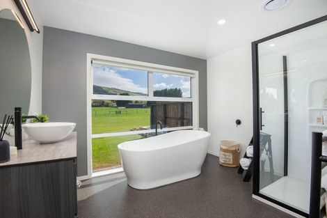 Photo of property in 165 Tirohanga Road, North Taieri, Mosgiel, 9092