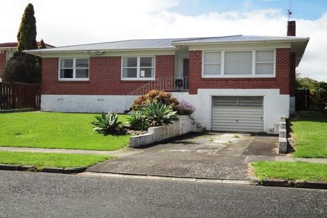 Photo of property in 85 Tiraumea Drive, Pakuranga, Auckland, 2010