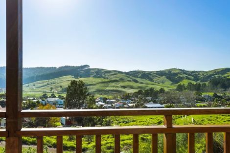 Photo of property in 17e Nelson Street, Helensville, 0800