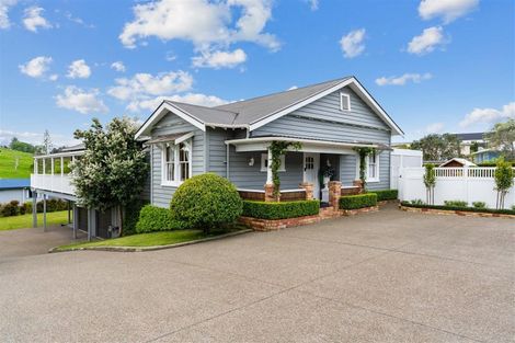 Photo of property in 13 Ash Grove, Maungaturoto, 0520