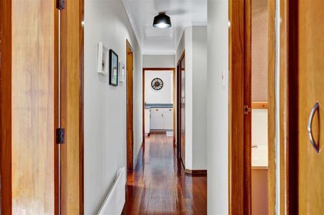 Photo of property in 7a Penrith Street, Westown, New Plymouth, 4310