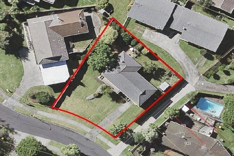 Photo of property in 7 Sirius Place, Botany Downs, Auckland, 2010