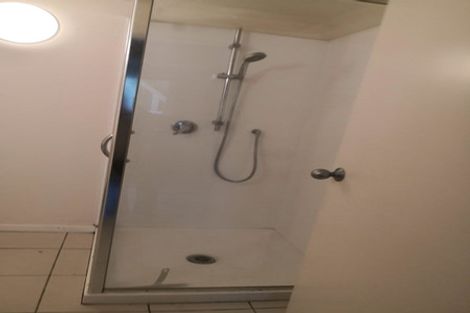 Photo of property in 6 Rixon Grove, Mount Victoria, Wellington, 6011