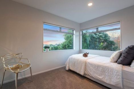 Photo of property in 1/22 Matipo Road, Mairangi Bay, Auckland, 0630