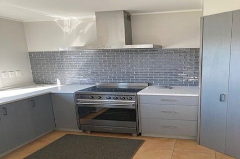 Photo of property in 39 Espin Crescent, Karori, Wellington, 6012