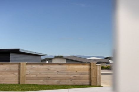 Photo of property in 25b Augusta Rise, Omokoroa, 3114