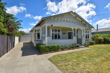 Photo of property in 12 Garrison Street, Carterton, 5713