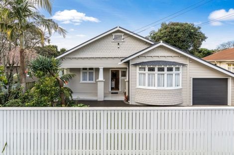 Photo of property in 47 Aroha Avenue, Sandringham, Auckland, 1025