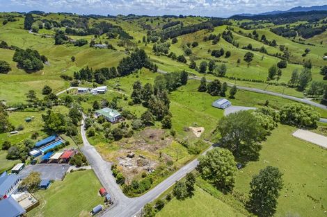 Photo of property in 8 Wood Street, Waiotira, 0193