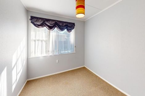 Photo of property in 19 Skerman Street, Marton, 4710