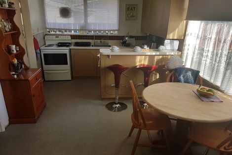 Photo of property in 2/3 Farnborough Street, Aranui, Christchurch, 8061