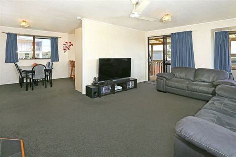 Photo of property in 1/1 Marlene Avenue, Te Atatu South, Auckland, 0610