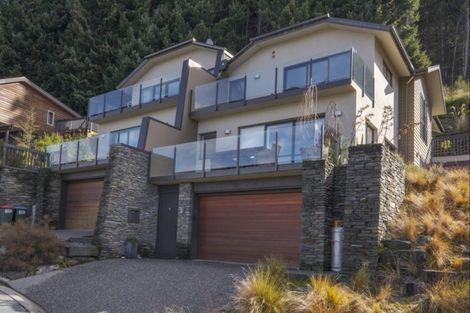 Photo of property in 49b Dart Place, Fernhill, Queenstown, 9300