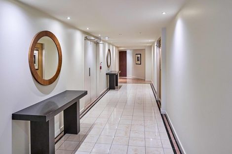 Photo of property in 5/318 Oriental Parade, Oriental Bay, Wellington, 6011