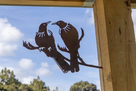 Photo of property in 1056 Peak Road, Helensville, 0875