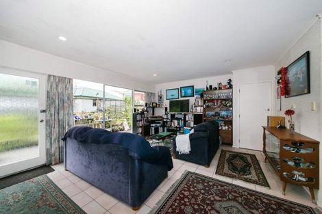 Photo of property in 1/1369 Dominion Extension, Mount Roskill, Auckland, 1041