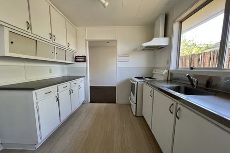 Photo of property in 59 Casuarina Road, Half Moon Bay, Auckland, 2012