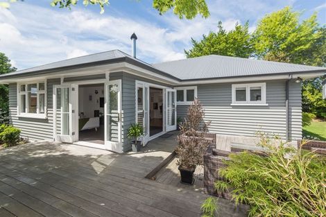 Photo of property in 98 Hamilton Avenue, Ilam, Christchurch, 8041