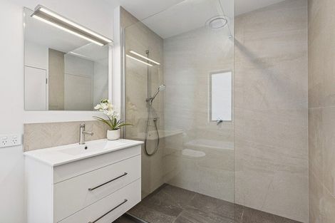 Photo of property in 28 Holystone Road, Whitby, Porirua, 5024