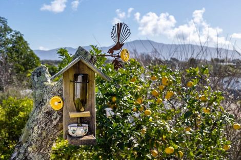 Photo of property in 53 Aorangi Road, Paraparaumu, 5032