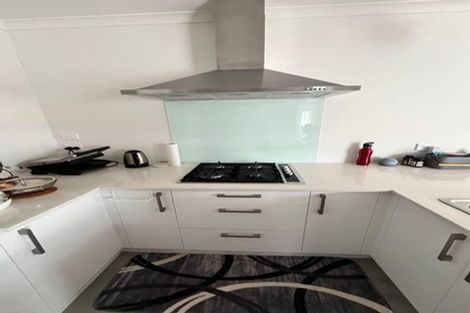 Photo of property in 17 Kutukutu Street, Takanini, 2112