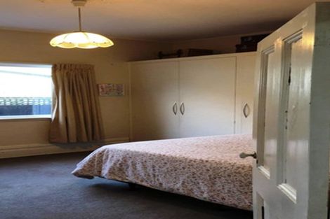 Photo of property in 74 Edward Avenue, Edgeware, Christchurch, 8013