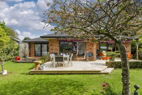 Photo of property in 16 Harbour View Road, Point Wells, Warkworth, 0986